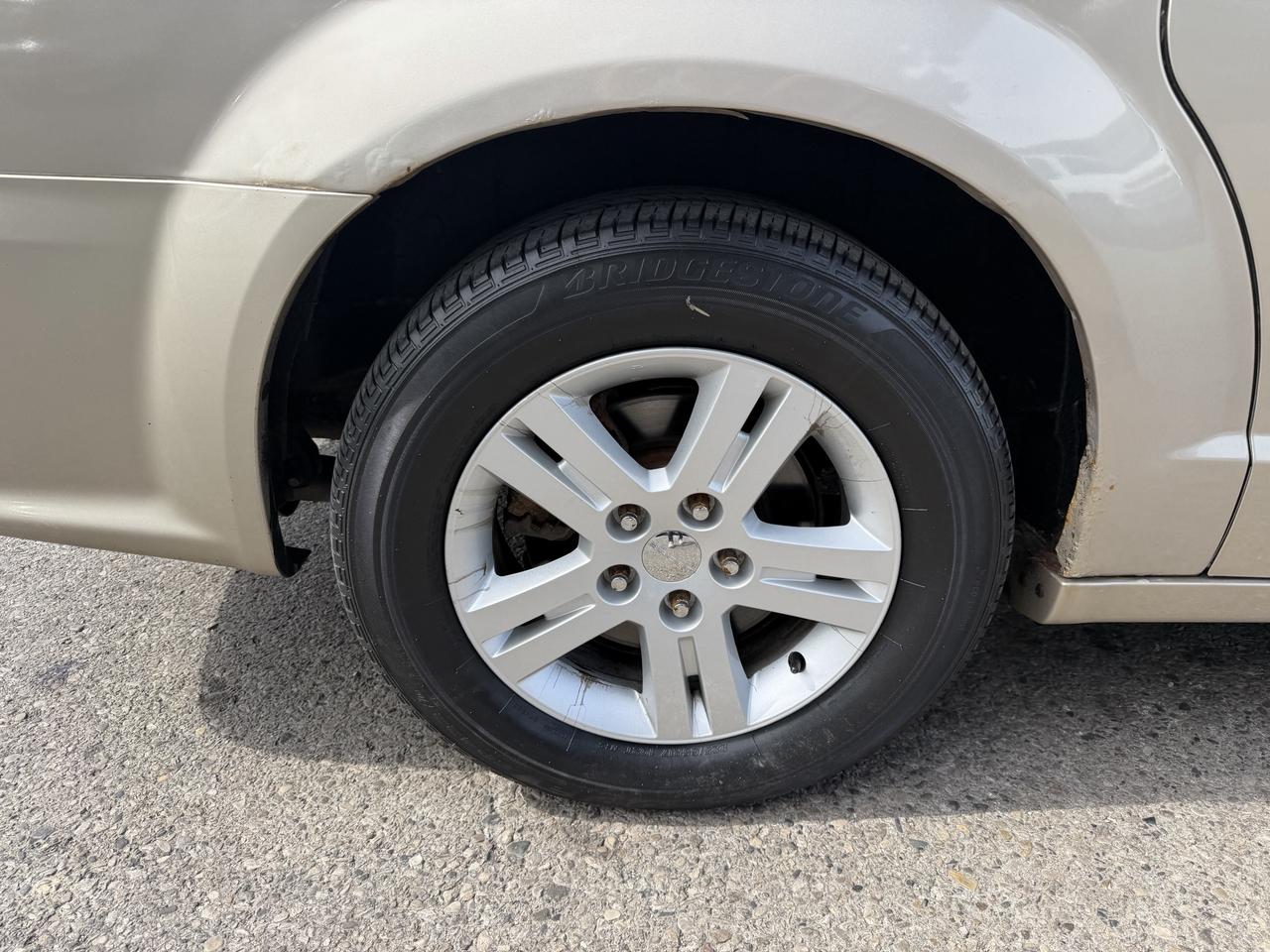 2012 Dodge Grand Caravan Crew | Bucket Seats | Well Maintained Photo