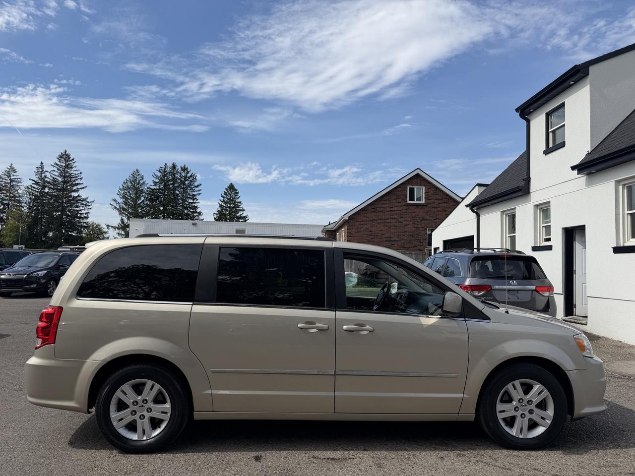 2012 Dodge Grand Caravan Crew | Bucket Seats | Well Maintained Photo