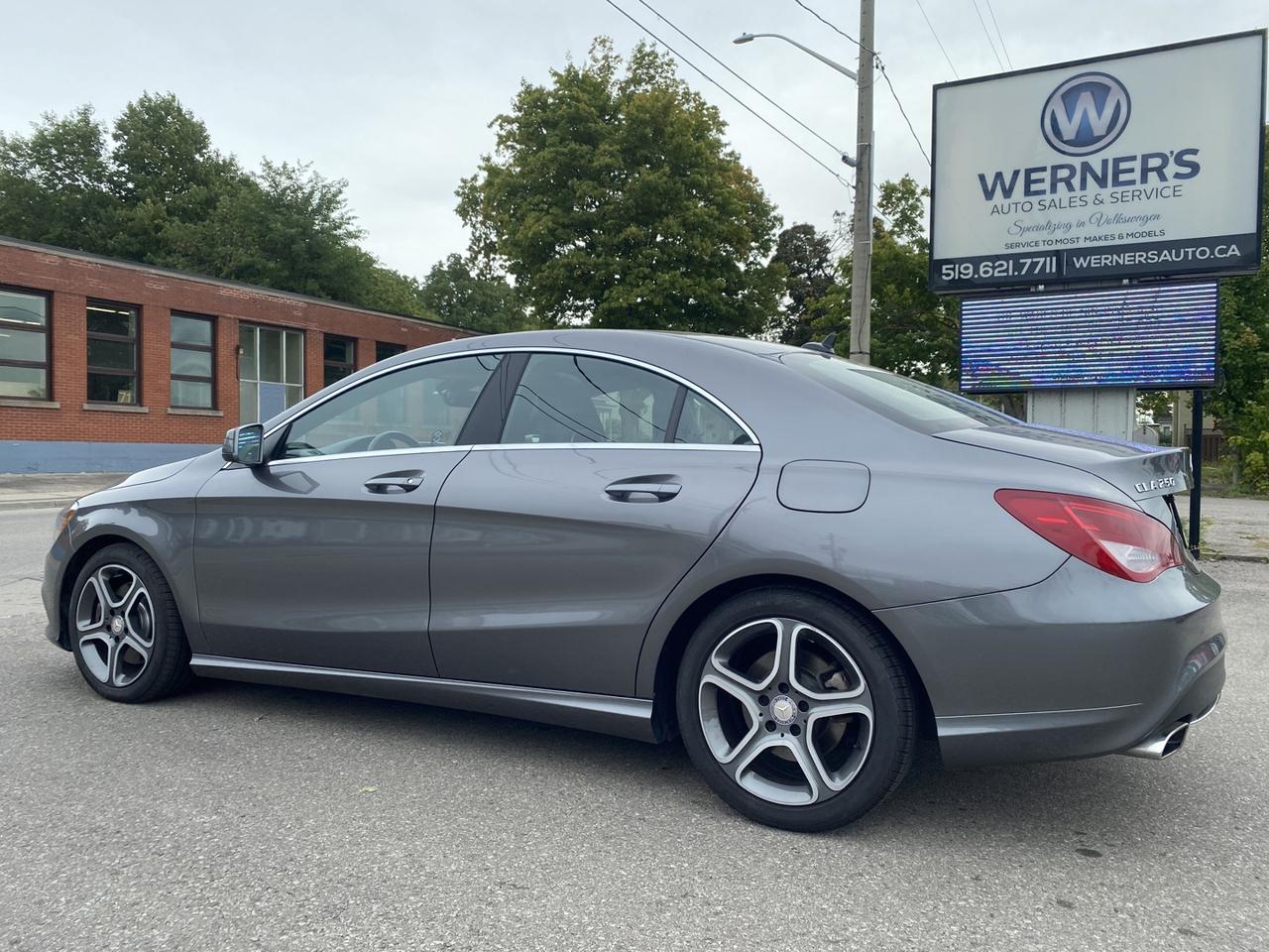 2014 Mercedes-Benz CLA-Class CLA250 Photo1