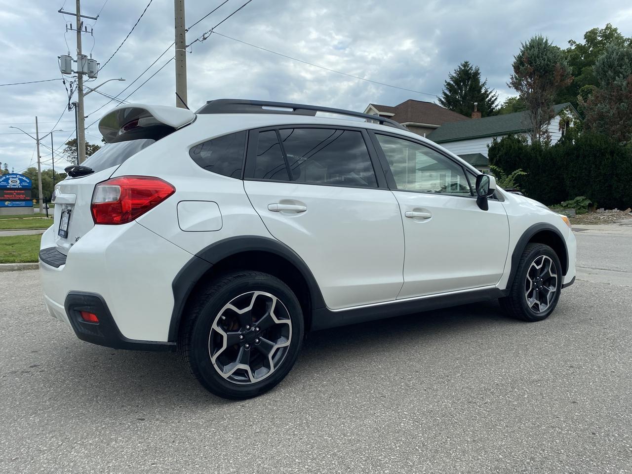 2013 Subaru XV Crosstrek 2.0 Premium - Photo #3