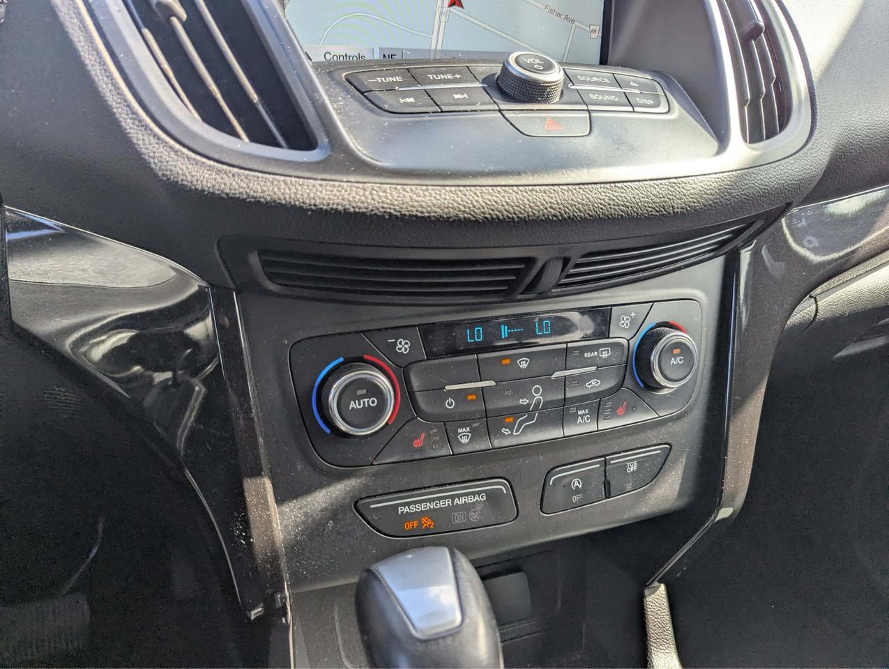 2017 Ford Escape SE Photo