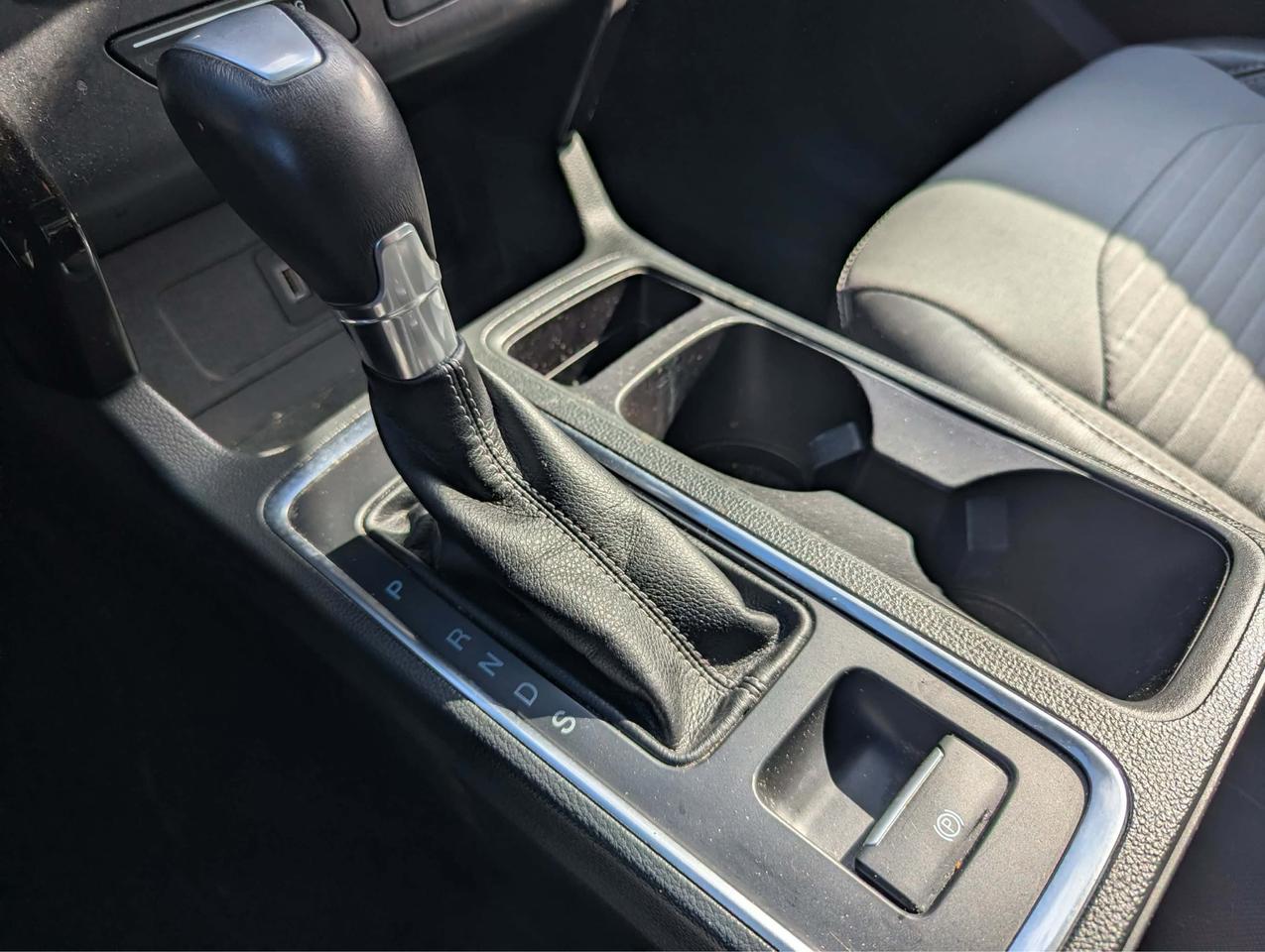 2017 Ford Escape SE Photo