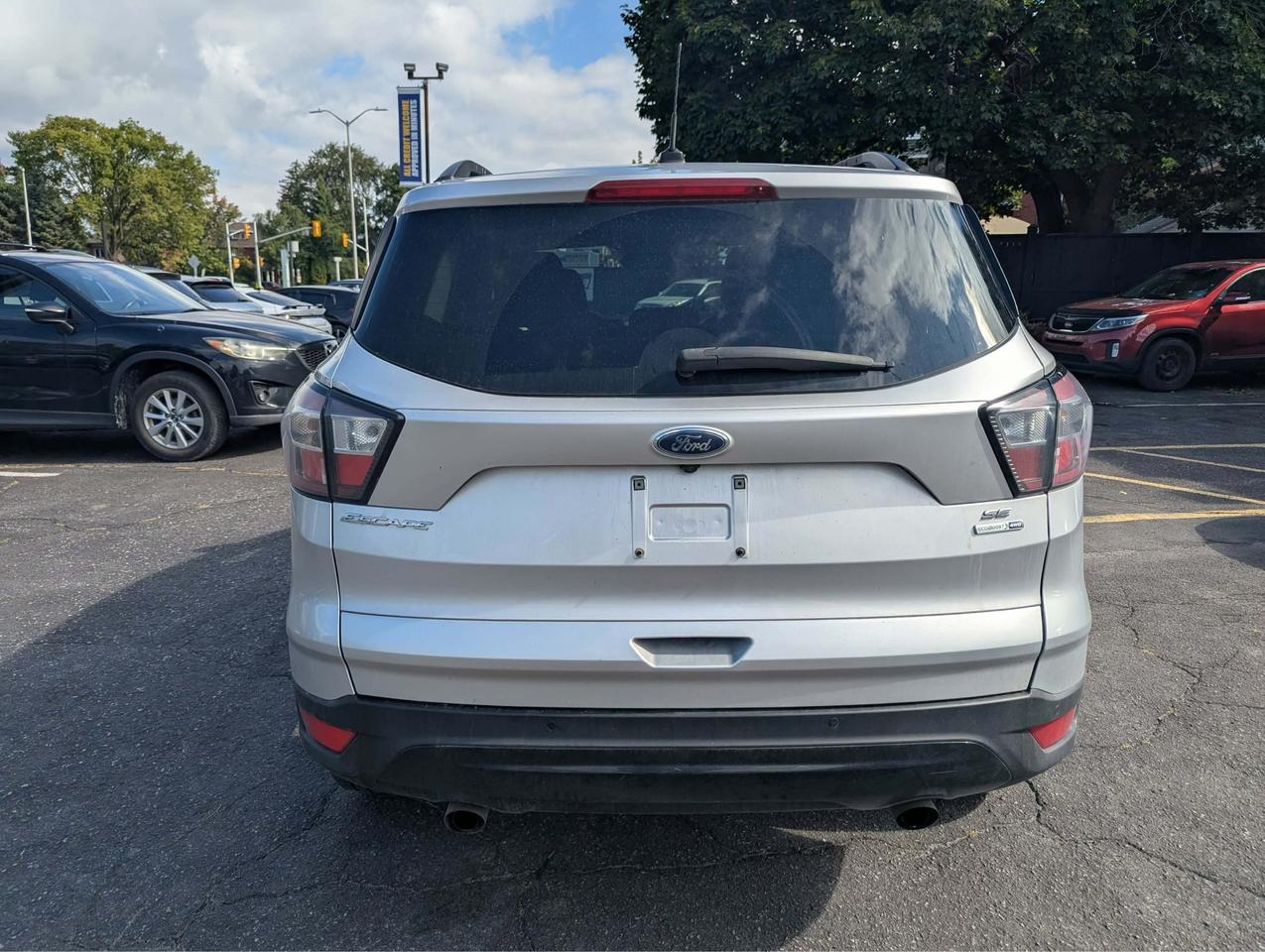 2017 Ford Escape SE Photo