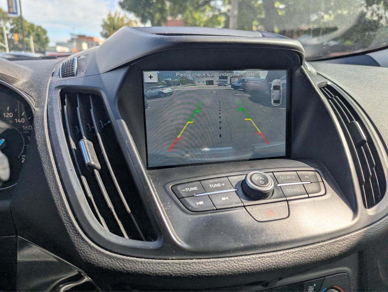 2017 Ford Escape SE Photo