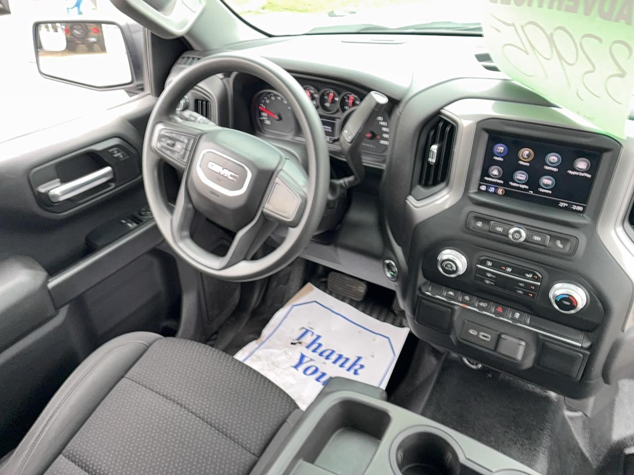 2023 GMC Sierra 1500 4WD Pro Reg Cab  2.7L4cylGas 8'Box Photo