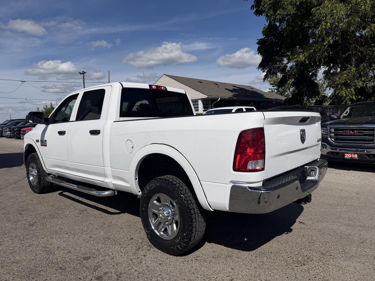2018 RAM 2500 Crew Cab | 6.4L HEMI | Clean CARFAX Photo