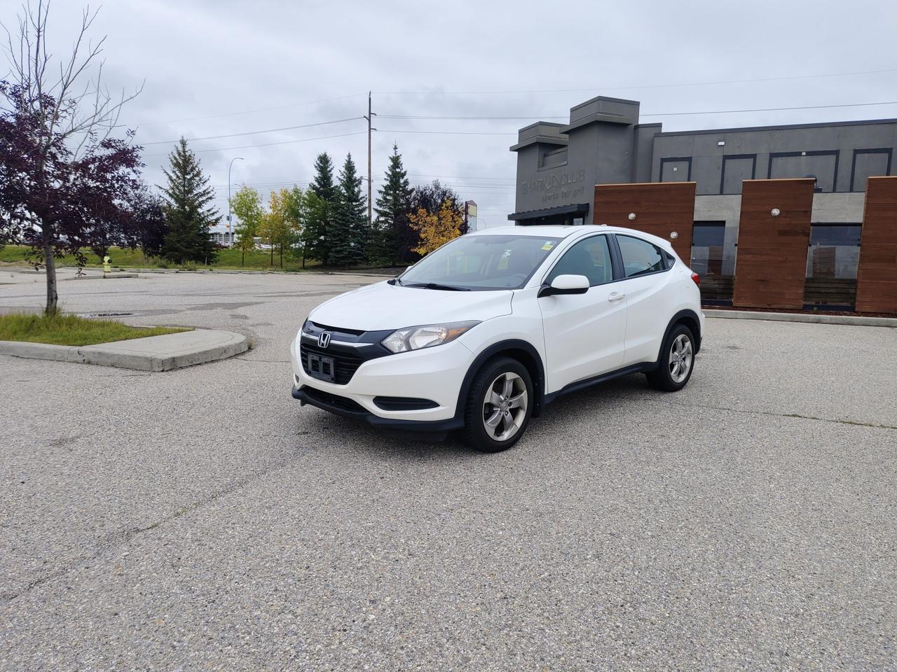 White 2017 Honda HR-V SUV / Crossover All-Wheel Drive Automatic