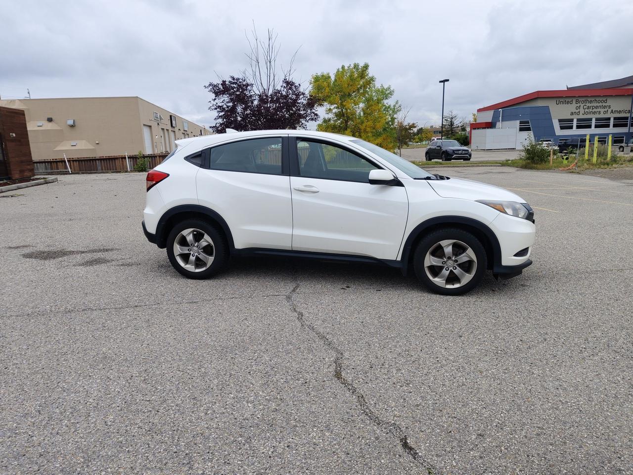 2017 Honda HR-V HR-V - Photo #4