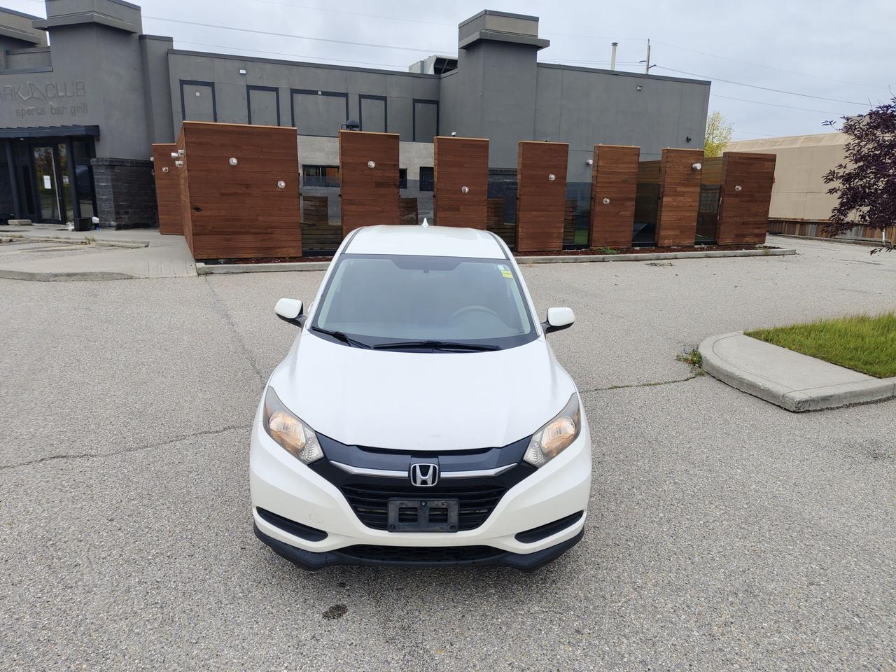 2017 Honda HR-V HR-V Photo