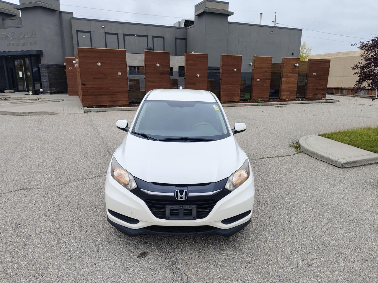 2017 Honda HR-V HR-V Photo