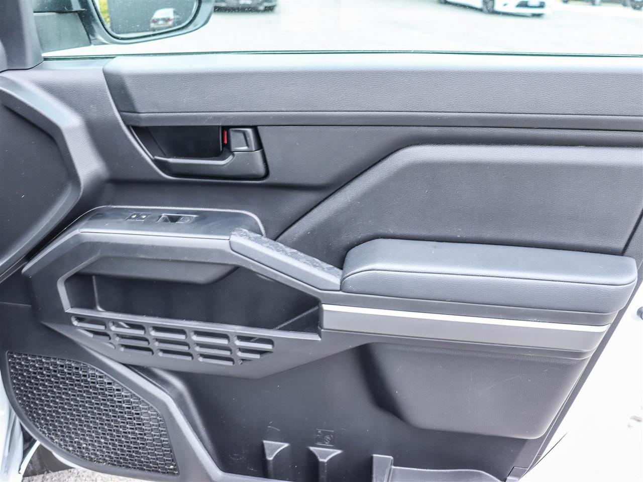 2025 Toyota Tacoma SR5 4x4 Double Cab 6 ft Bed Photo