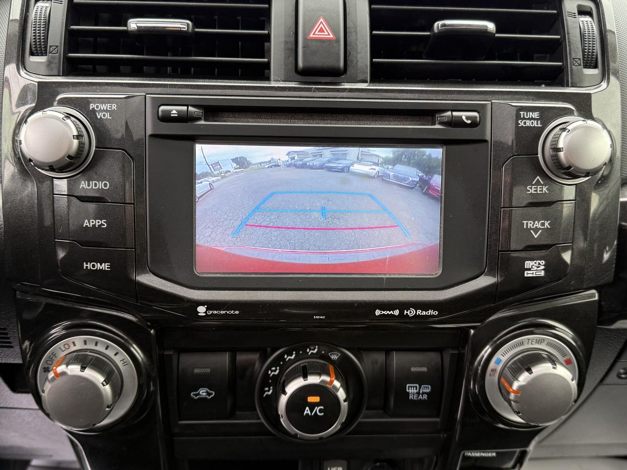 2016 Toyota 4Runner SR5 Photo