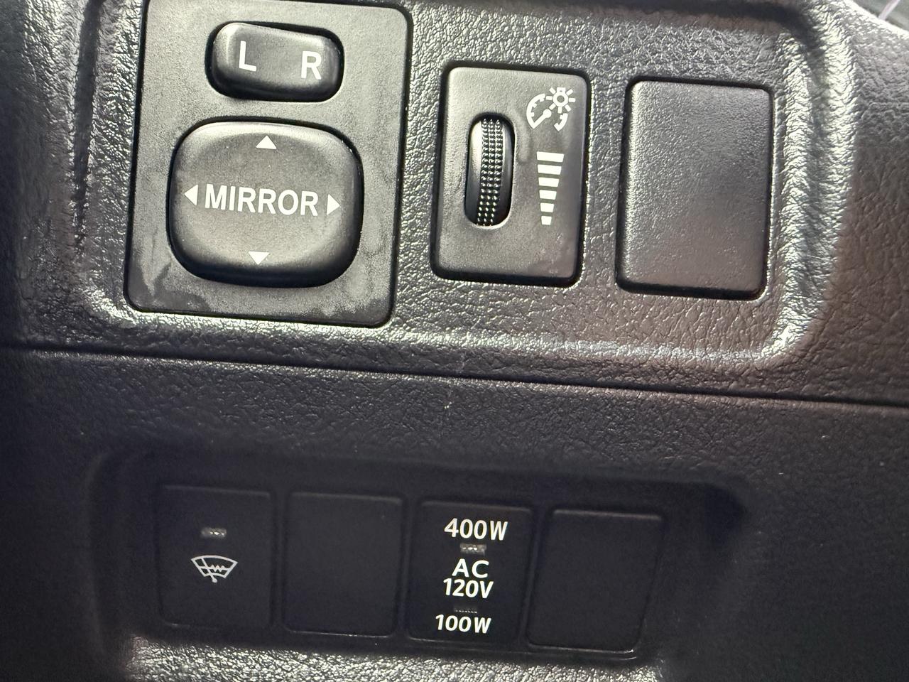 2016 Toyota 4Runner SR5 Photo