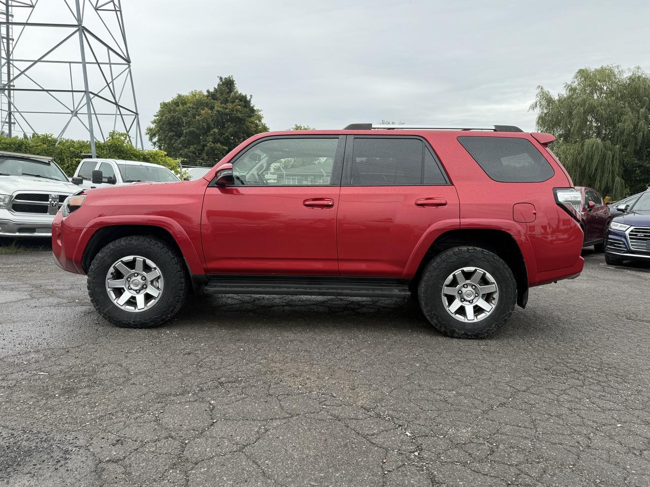 2016 Toyota 4Runner SR5 Photo1