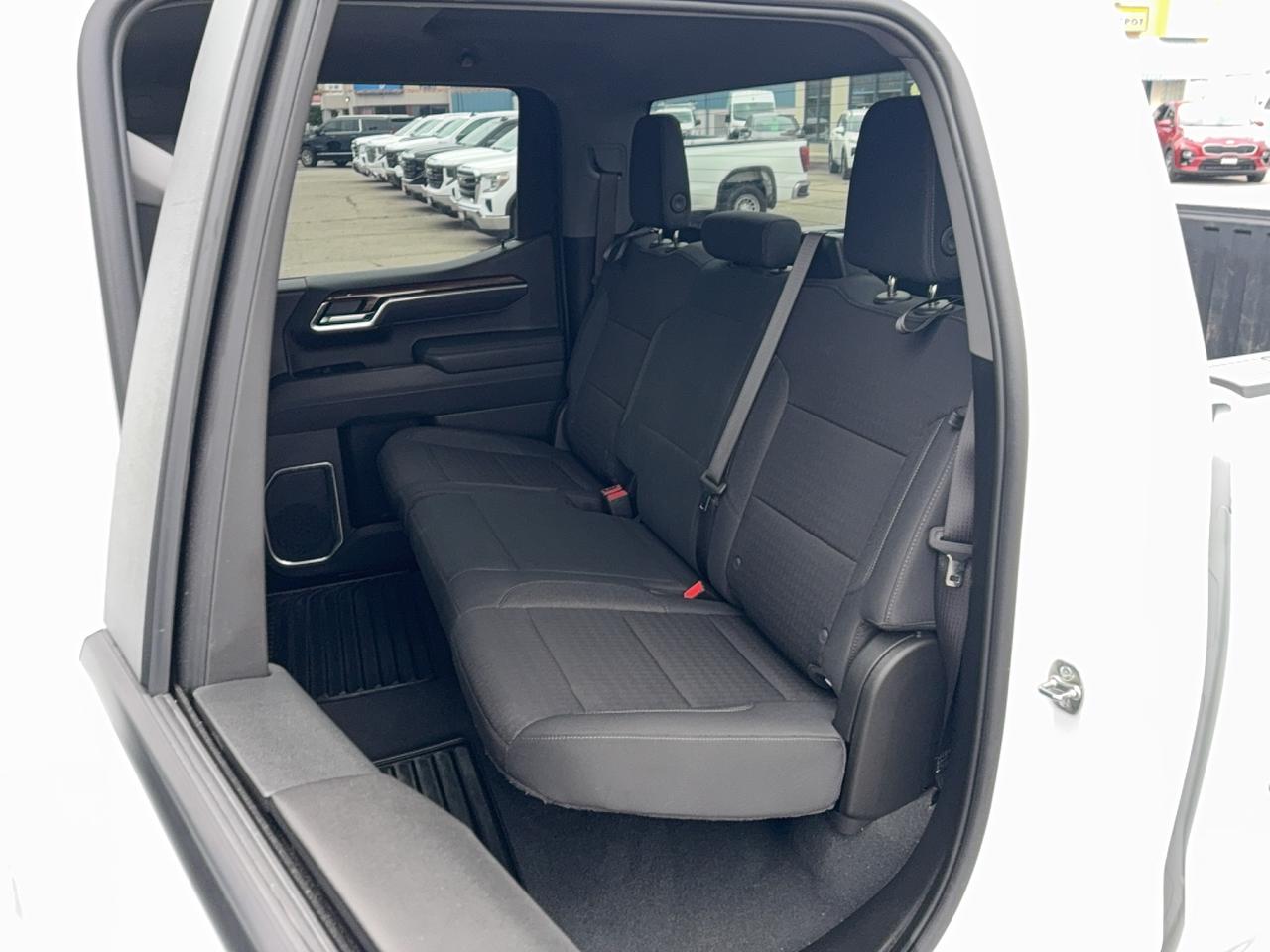 2025 Chevrolet Silverado 1500 LT 4WD CrewCab 5.3L8cylGas 5'9"Box Photo