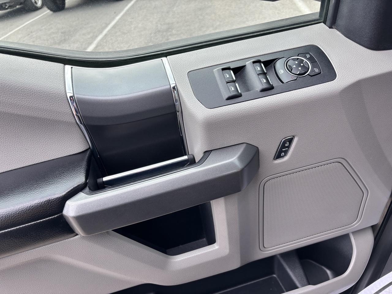 2016 Ford F-150 XLT Photo