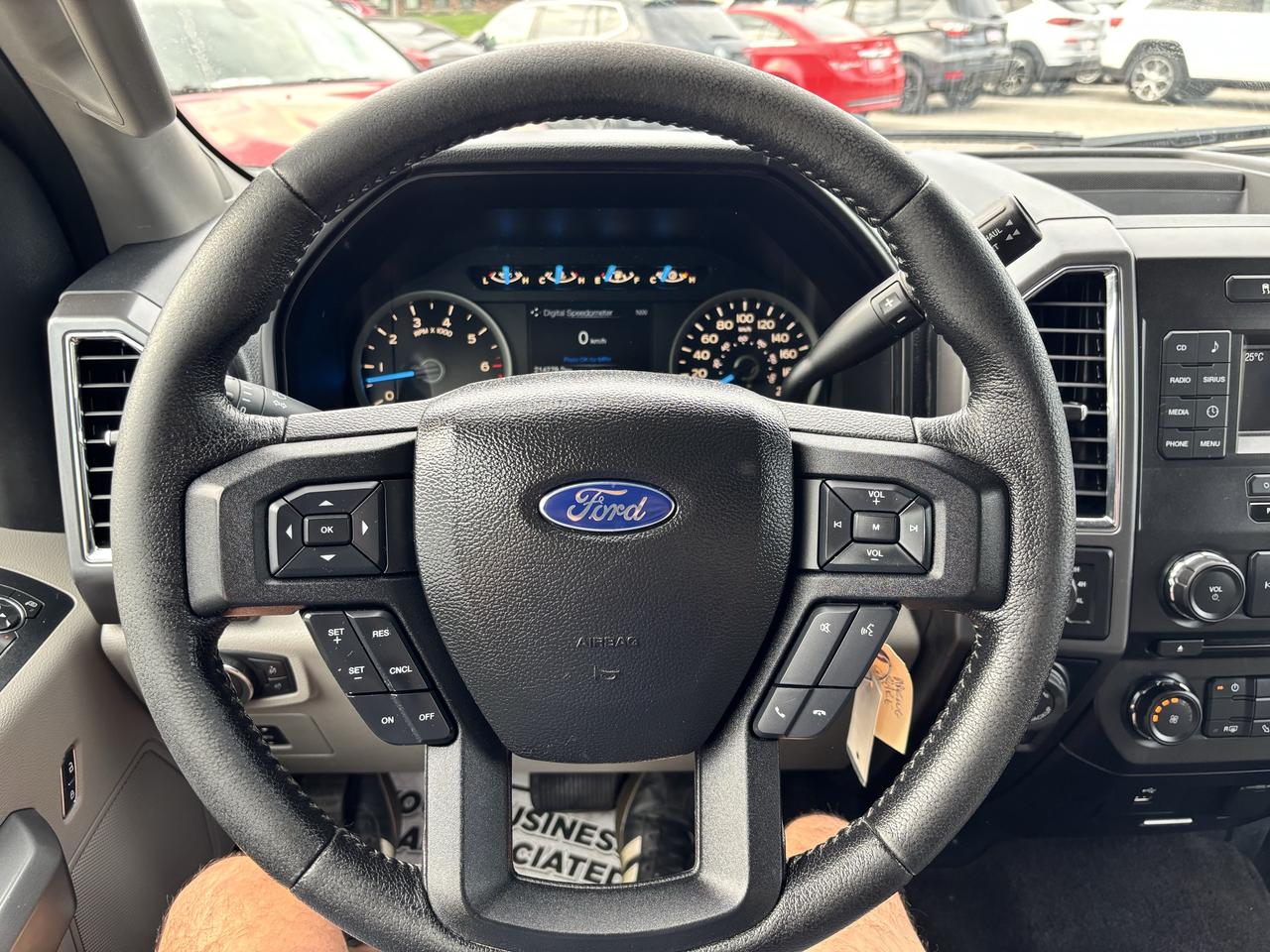 2016 Ford F-150 XLT Photo