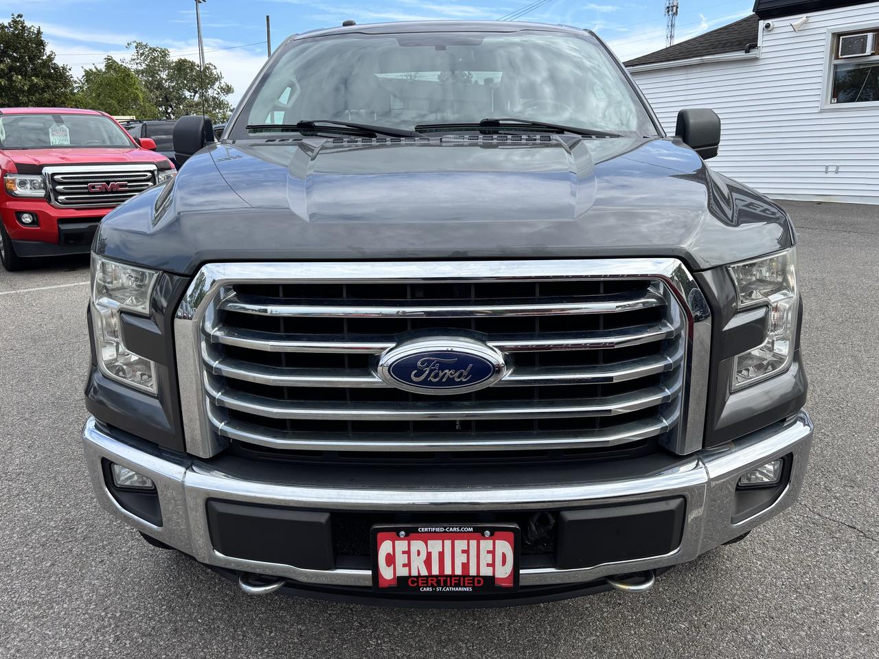 2016 Ford F-150 XLT Photo1