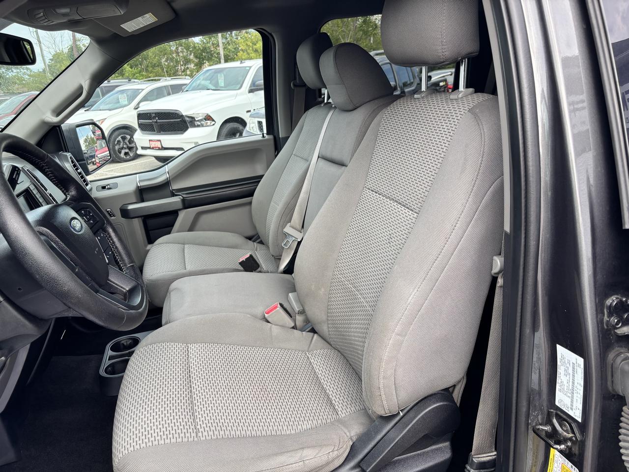 2016 Ford F-150 XLT Photo