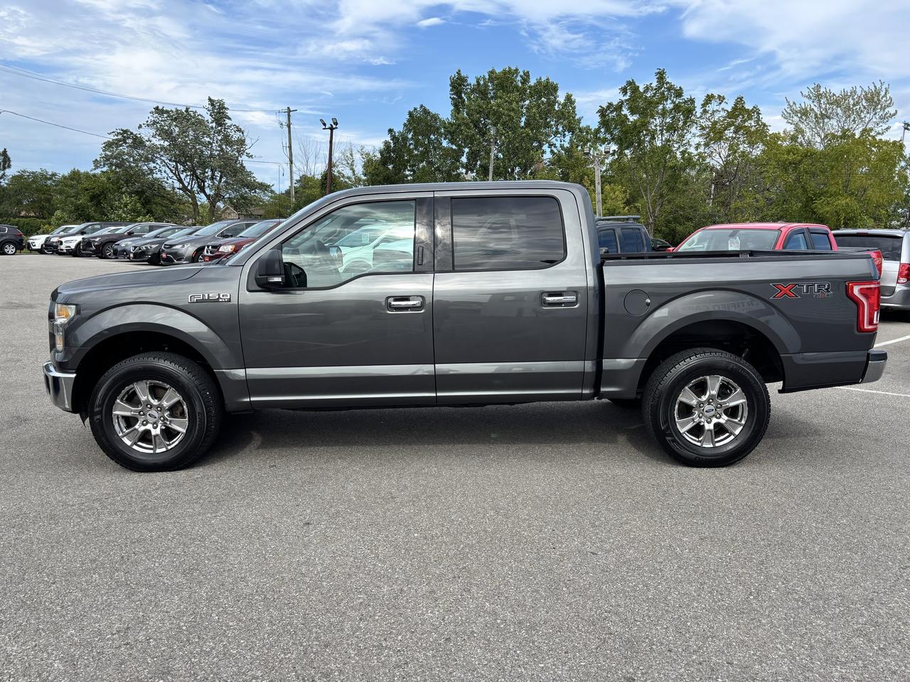 2016 Ford F-150 XLT Photo3