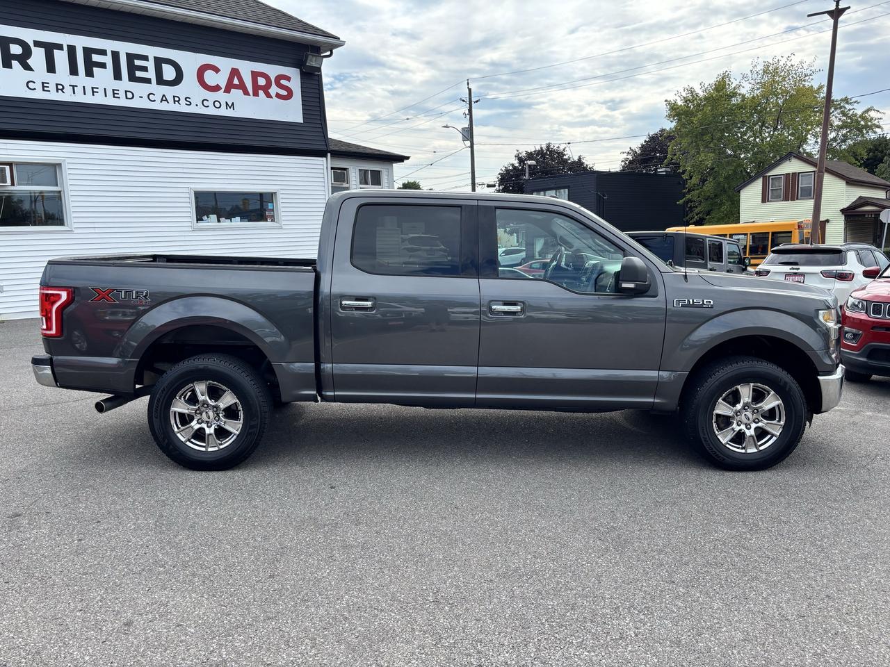 2016 Ford F-150 XLT Photo
