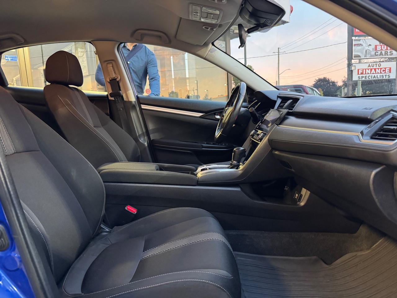 2018 Honda Civic SE One Owner | Accident Free | Apple Car Play Photo
