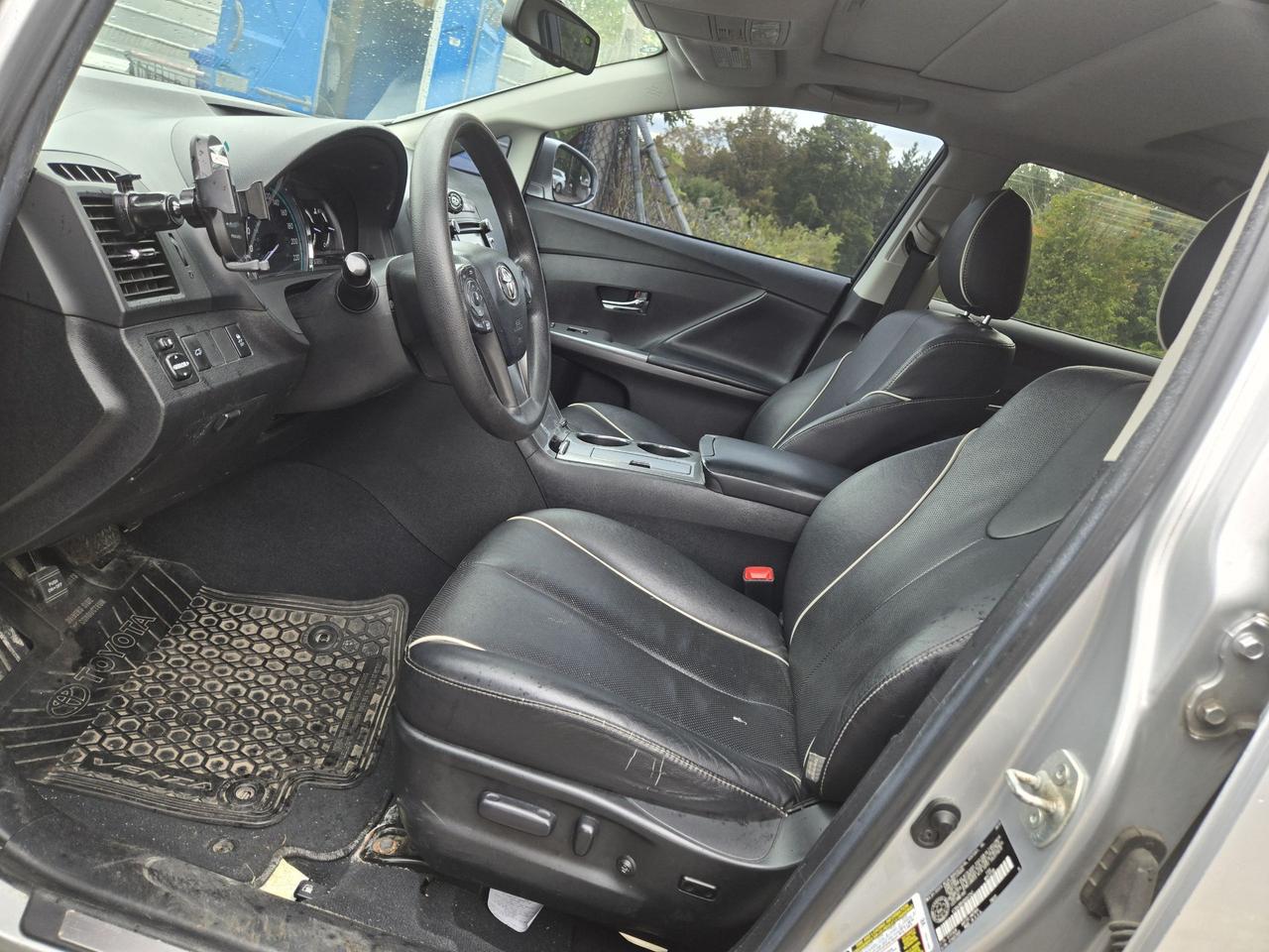 2013 Toyota Venza  - Photo #11