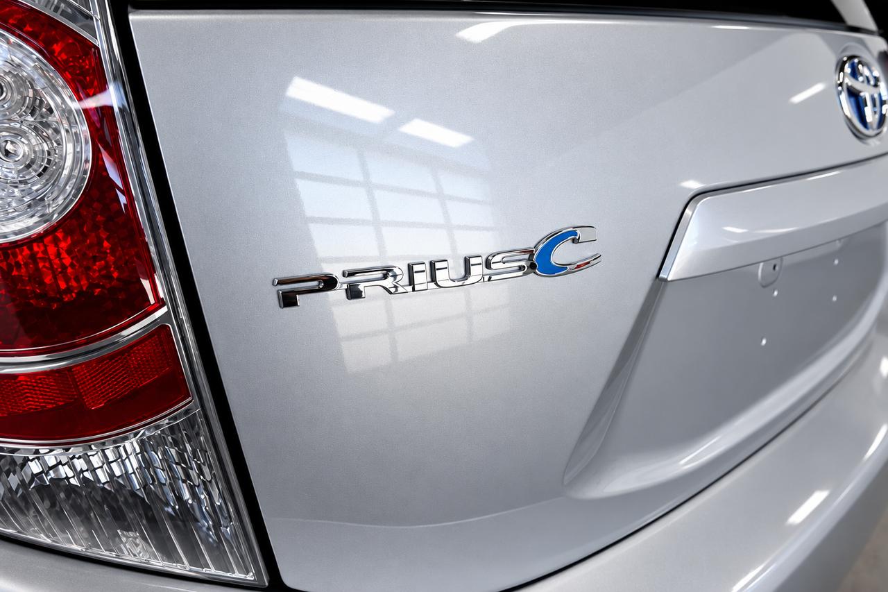2013 Toyota Prius c TECHNOLOGY,ONE OWNER,WELL MAINTAINED Photo