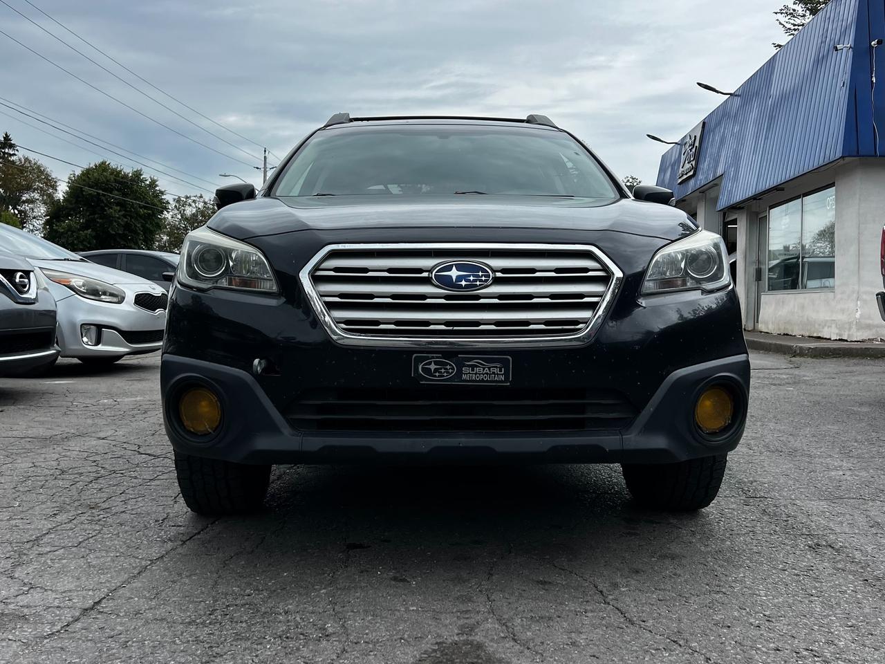 2017 Subaru Outback 3.6R Touring - Photo #2