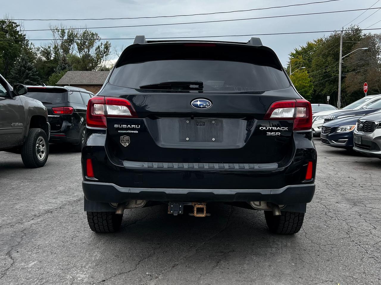 2017 Subaru Outback 3.6R Touring Photo