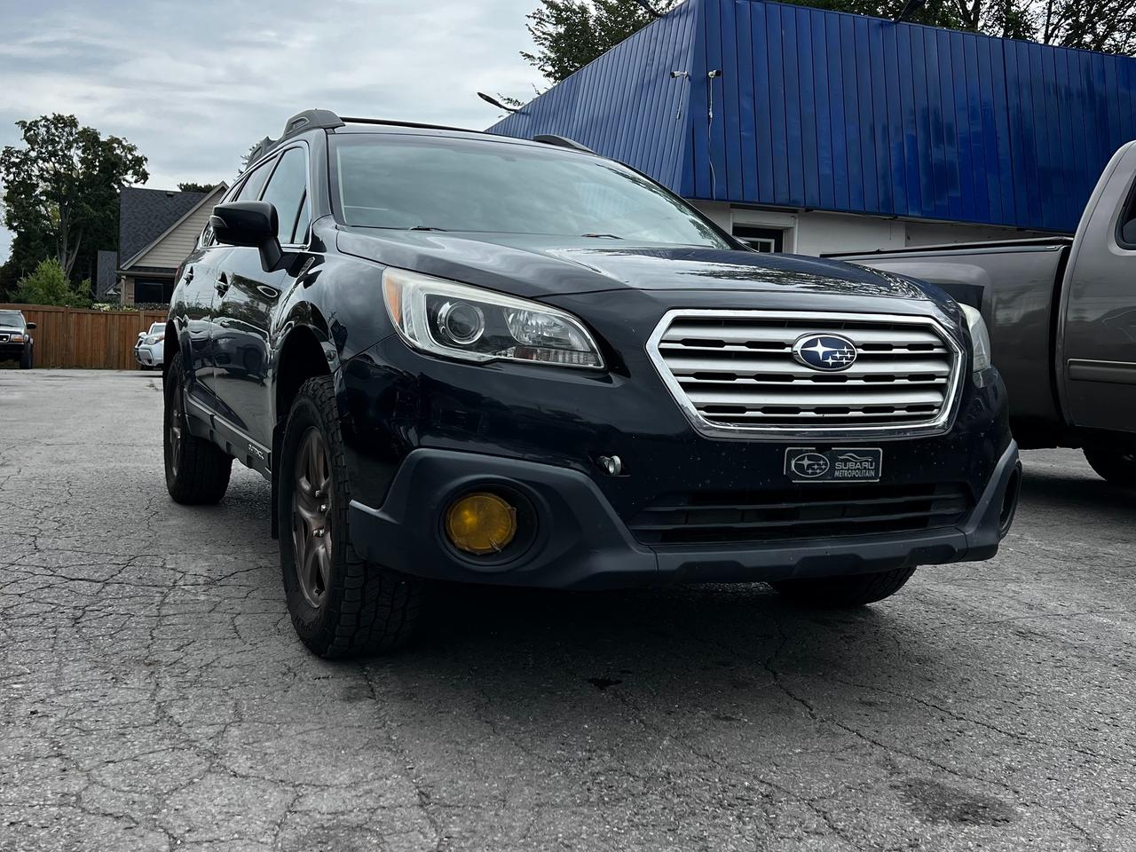 2017 Subaru Outback 3.6R Touring - Photo #1