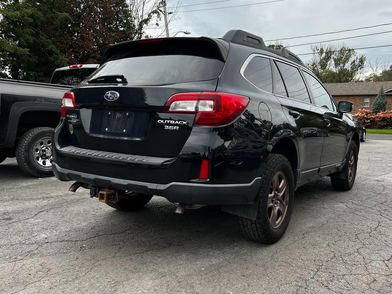 2017 Subaru Outback 3.6R Touring - Photo #7