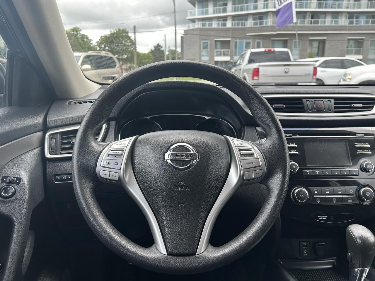2014 Nissan Rogue S Photo
