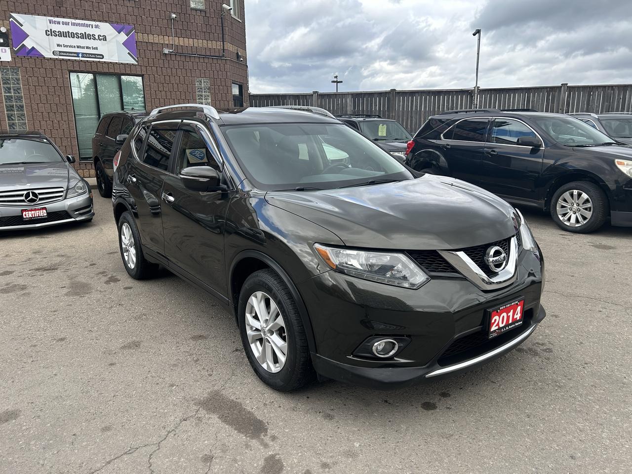 2014 Nissan Rogue S Photo