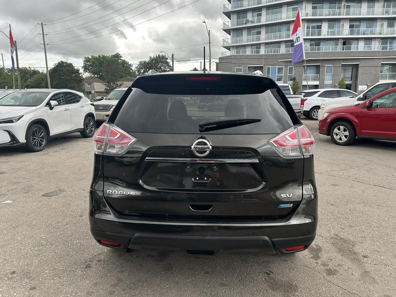 2014 Nissan Rogue S Photo