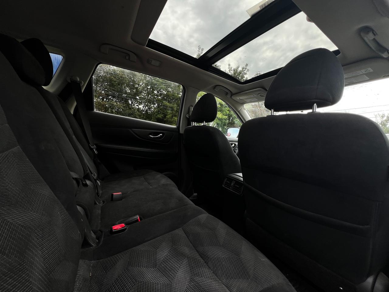 2015 Nissan Rogue AWD 4dr SV - Photo #17