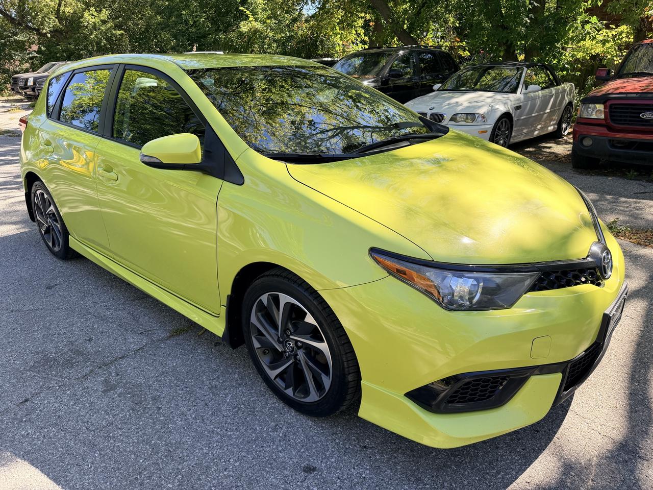 2017 Toyota Corolla iM 6SPEED | BACKUP CAM Photo