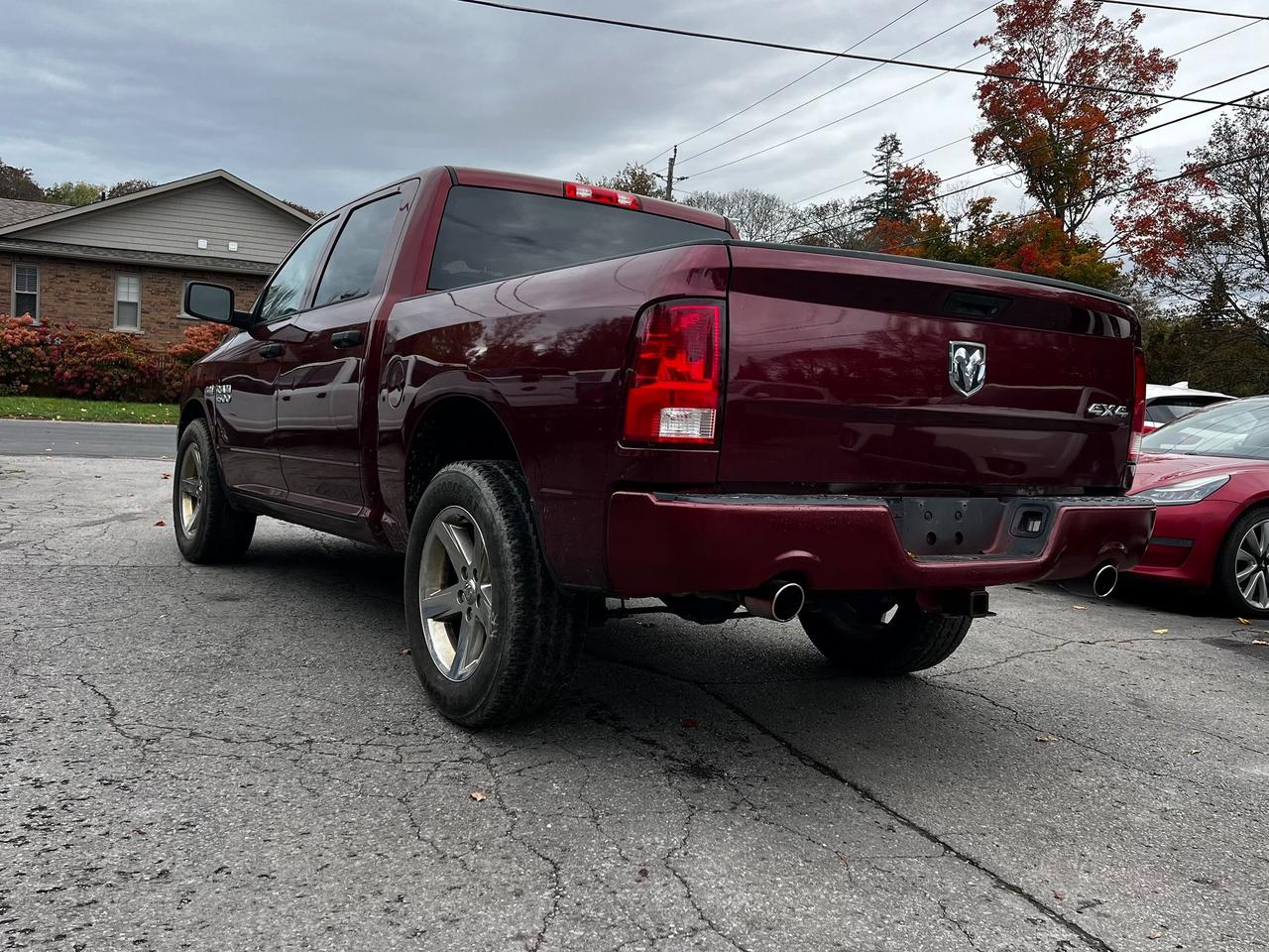 2017 RAM 1500 4WD Crew Cab 140.5" Express *Ltd Avail* Photo