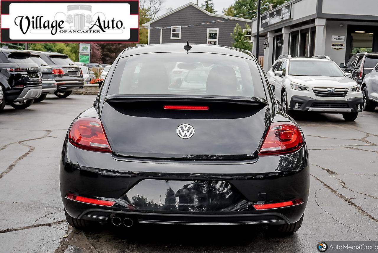 2018 Volkswagen Beetle Trendline AUTO Photo