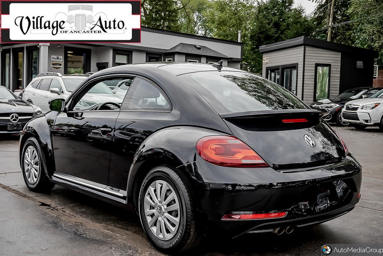2018 Volkswagen Beetle Trendline AUTO Photo