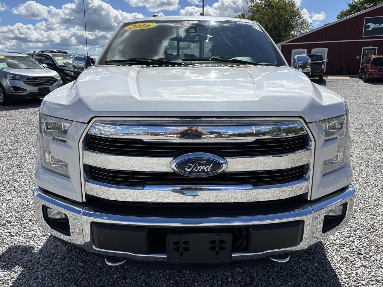 2016 Ford F-150 Lariat Photo