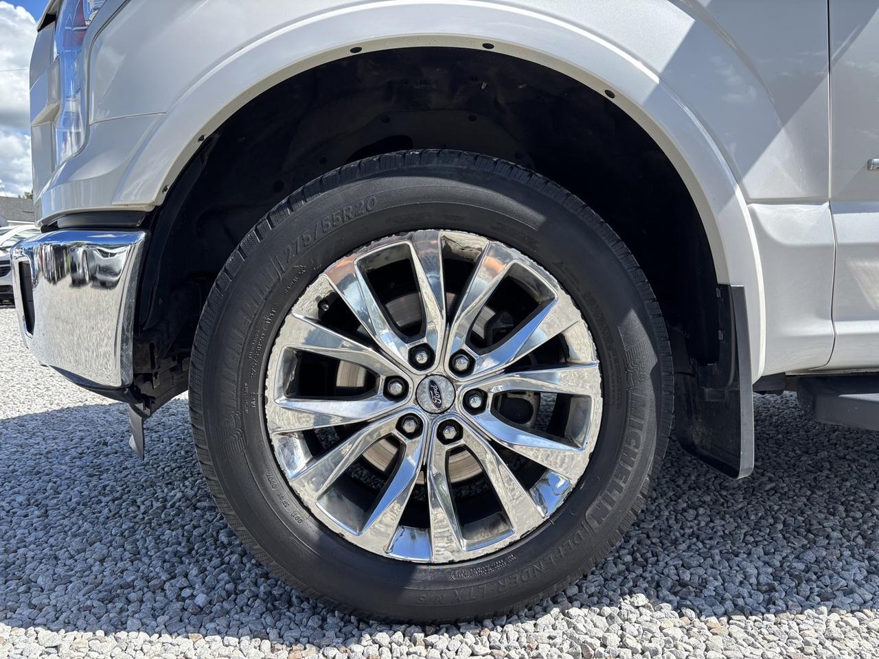 2016 Ford F-150 Lariat Photo
