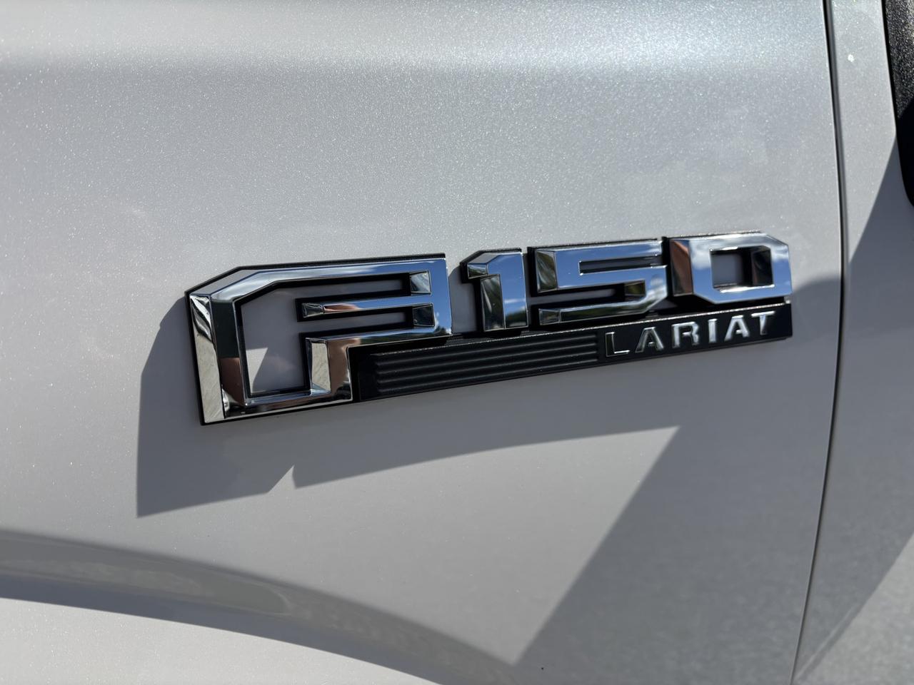 2016 Ford F-150 Lariat Photo