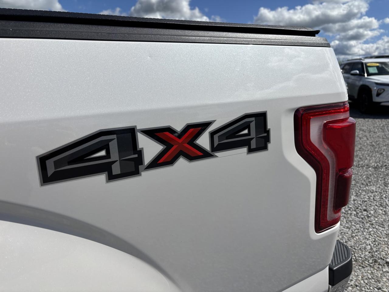 2016 Ford F-150 Lariat Photo