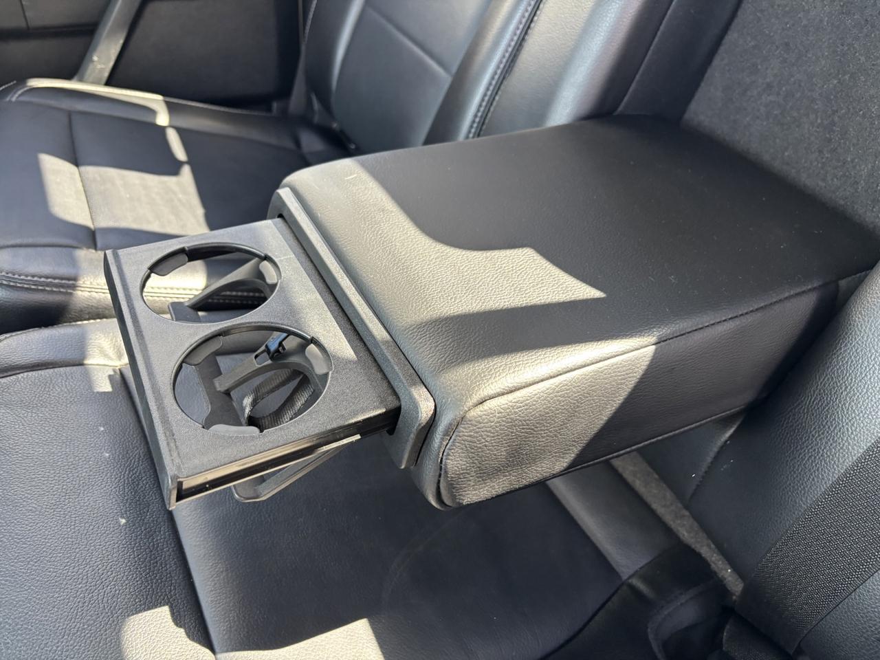2016 Ford F-150 Lariat Photo