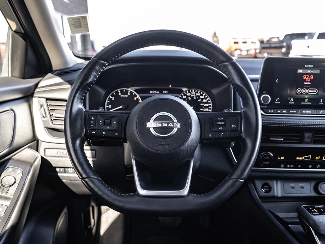 2024 Nissan Rogue AWD S Photo10