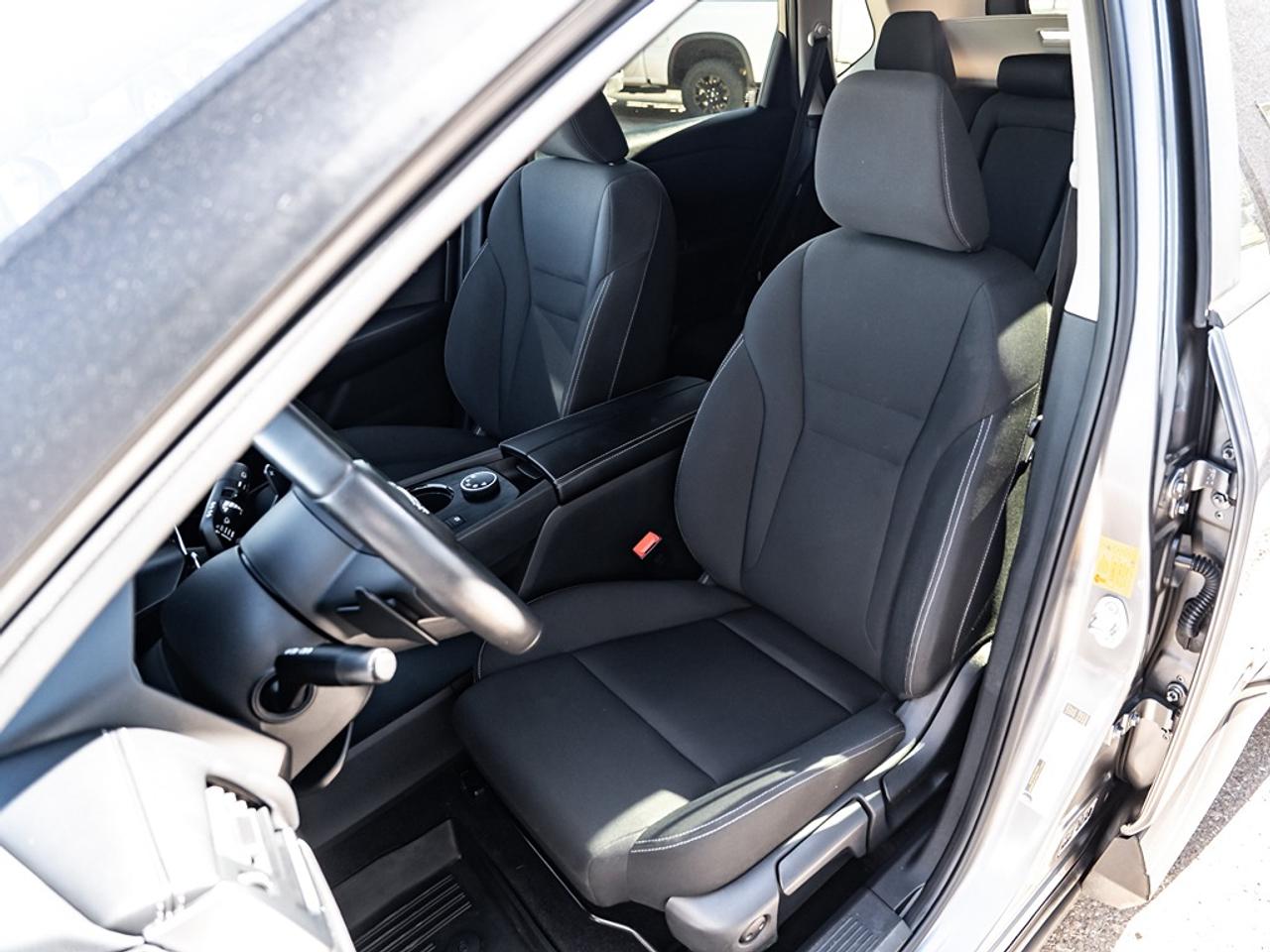 2024 Nissan Rogue AWD S Photo17