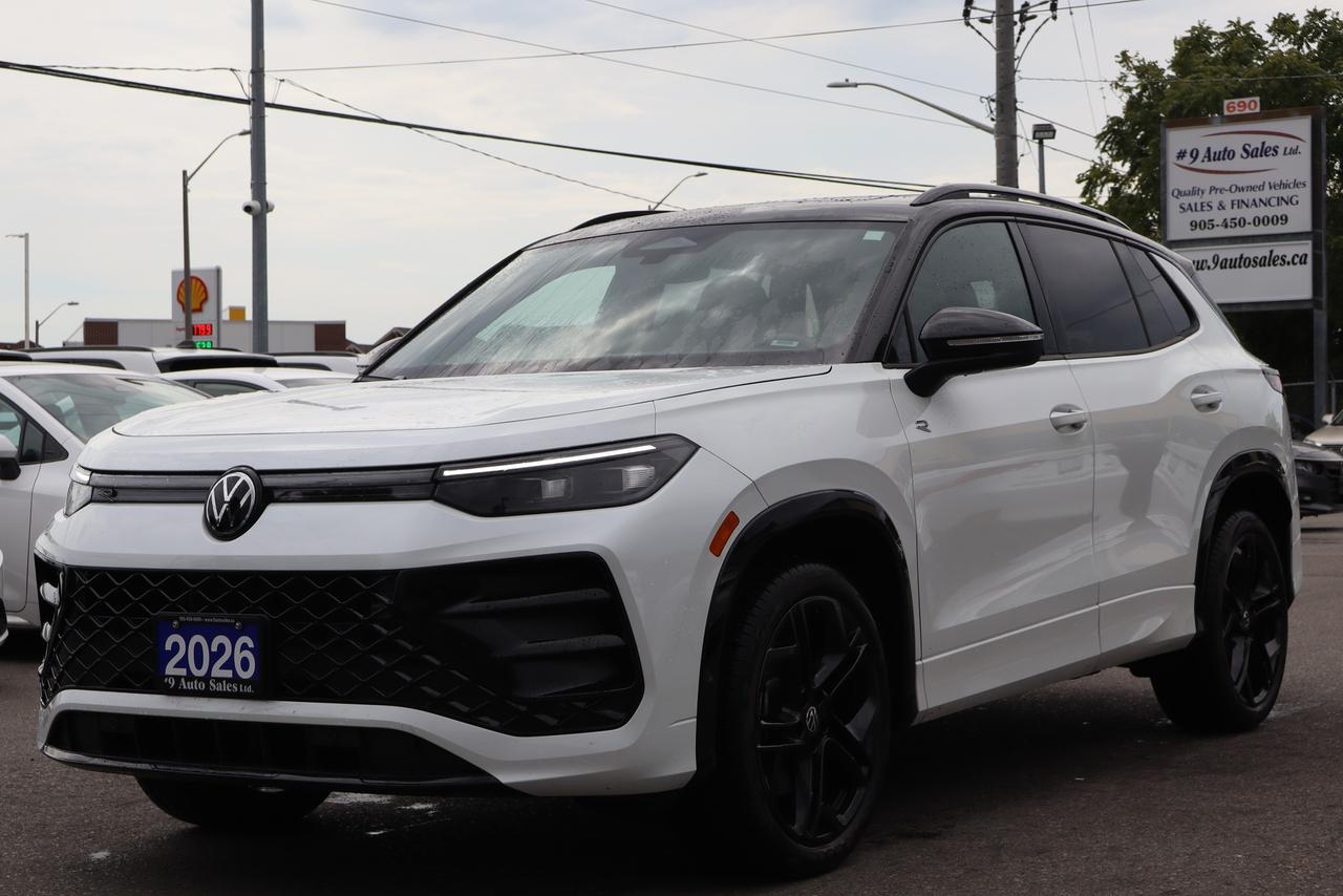2026 Volkswagen Tiguan Comfortline R-Line Black Edition 4MOTION Photo2