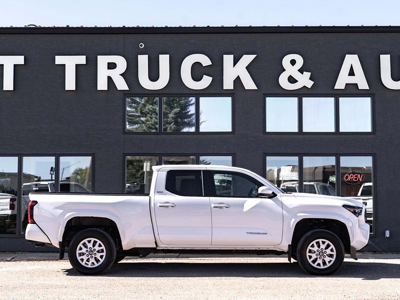 2025 Toyota Tacoma 4x4 Double Cab Auto Photo25