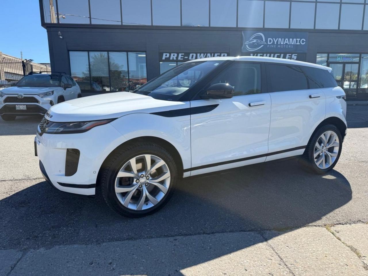 2020 Land Rover Evoque SE /MASSAGE SEATS /PANO ROOF /MERIDIAN /BLACK PKG Photo